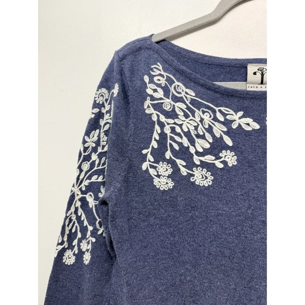 Rain + Rose Sweater Medium Blue‎ Embroidered Floral Angora Blend Boho Top #67